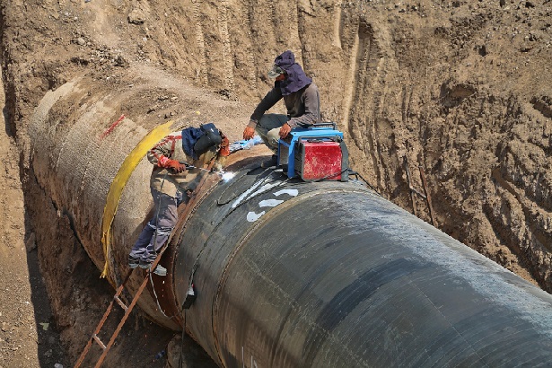 Pipeline lift service